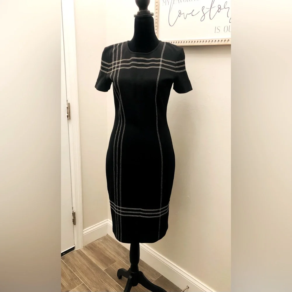 ST JOHN Milano Knit Cocktail dress. - Picture 1 of 11